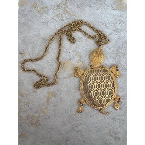 1970s Gold Tone Articulated Turtle Pendant Statement Necklace